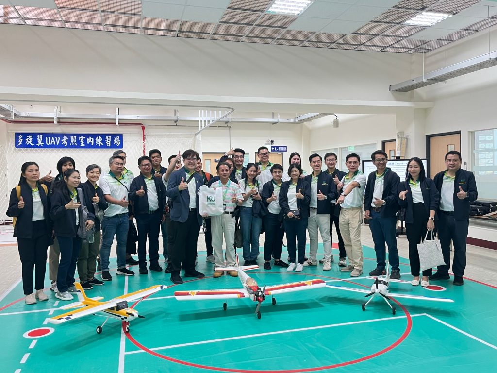 LINE_ALBUM_0529泰國KU大學參訪_240529_1